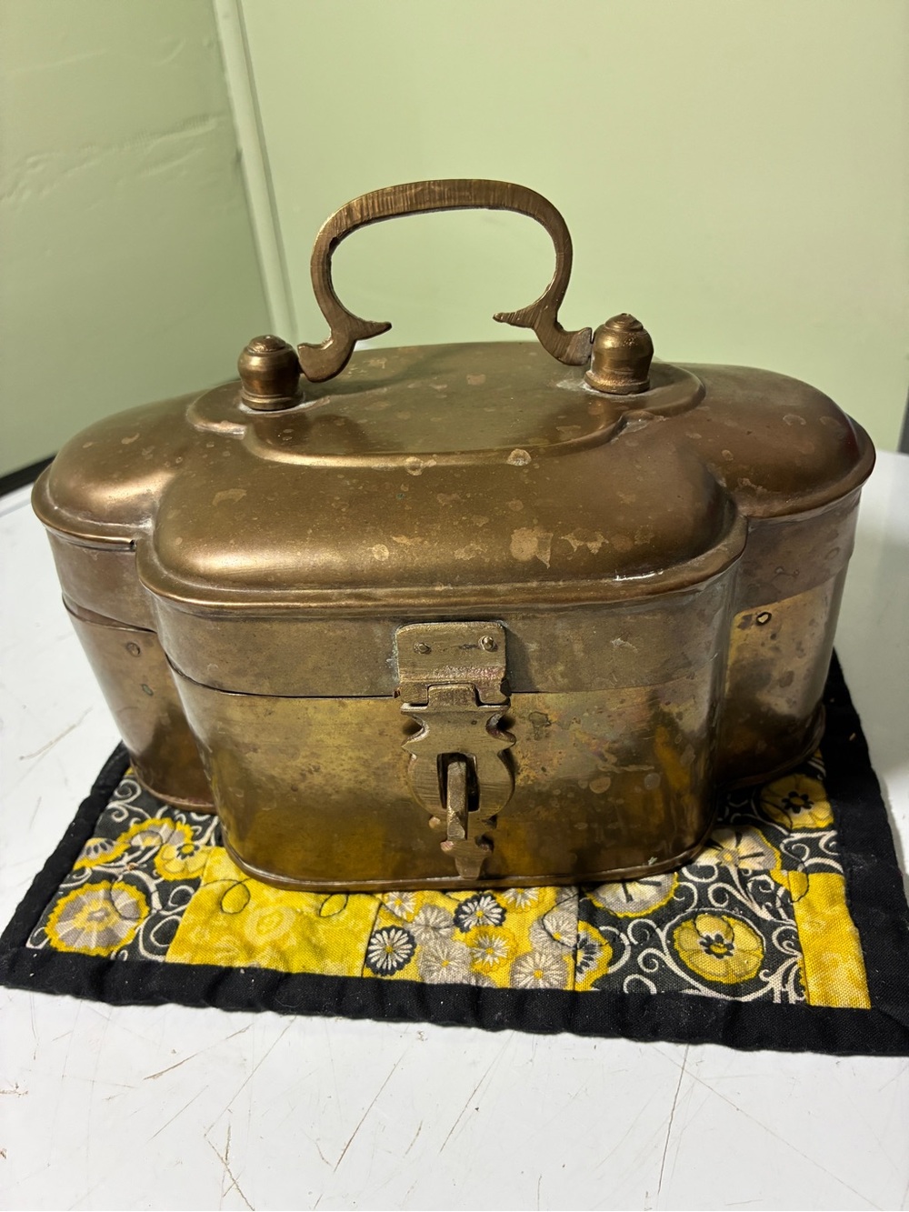 Vintage Brass Trinket Box with Handle - Brass Finish